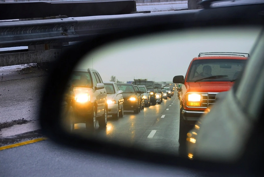 Traffic in Review mirror